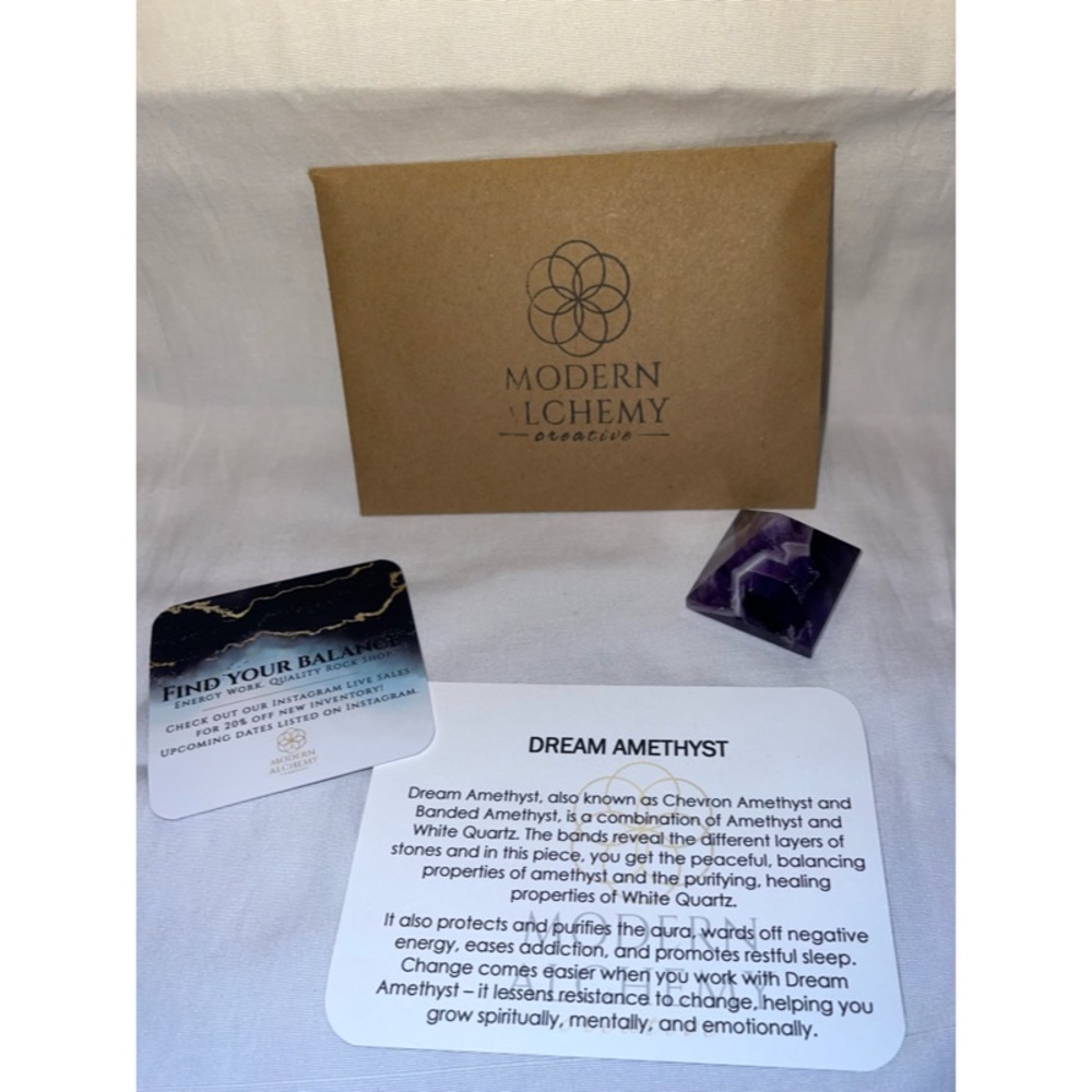 🌸✨NEW Purple Dream Amethyst Pyramid